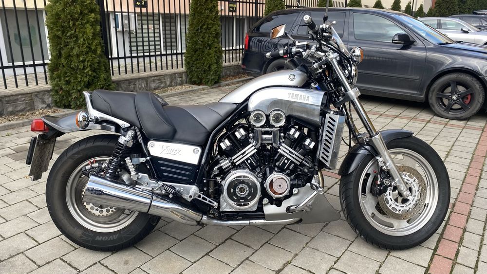 Yamaha Vmax 1200