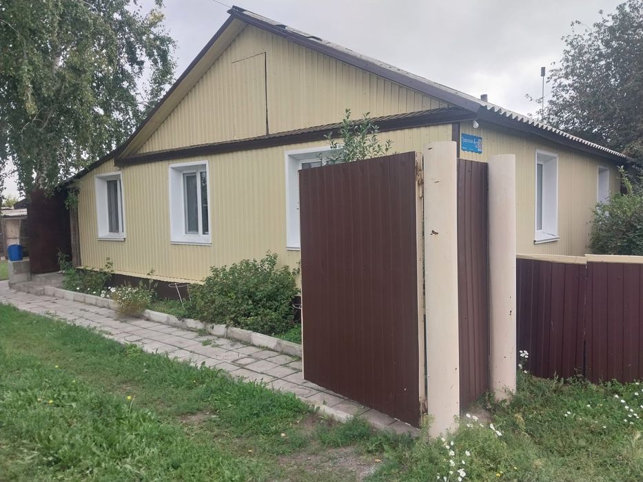 Дом в селе Степановка недалеко от Кустаная