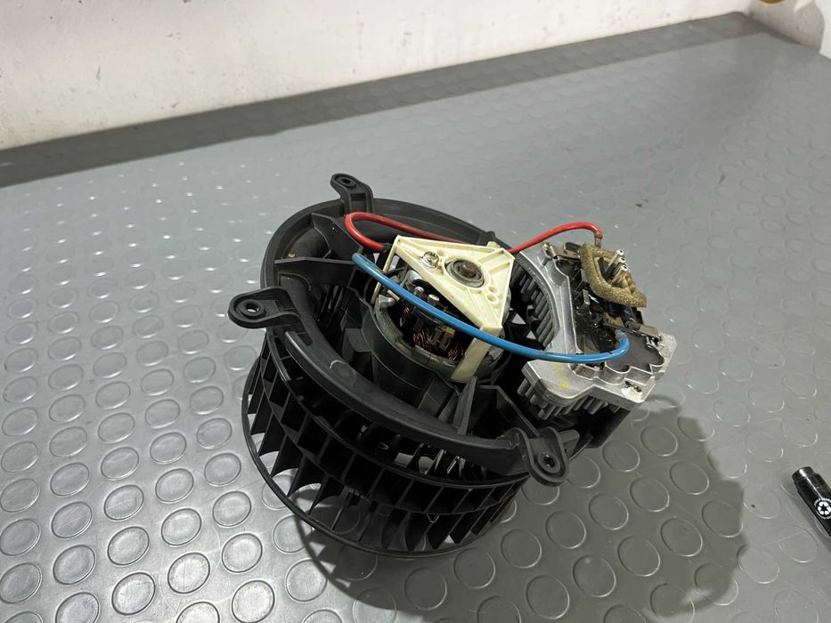 Вентилатора на парното за Mercedes E-class W210