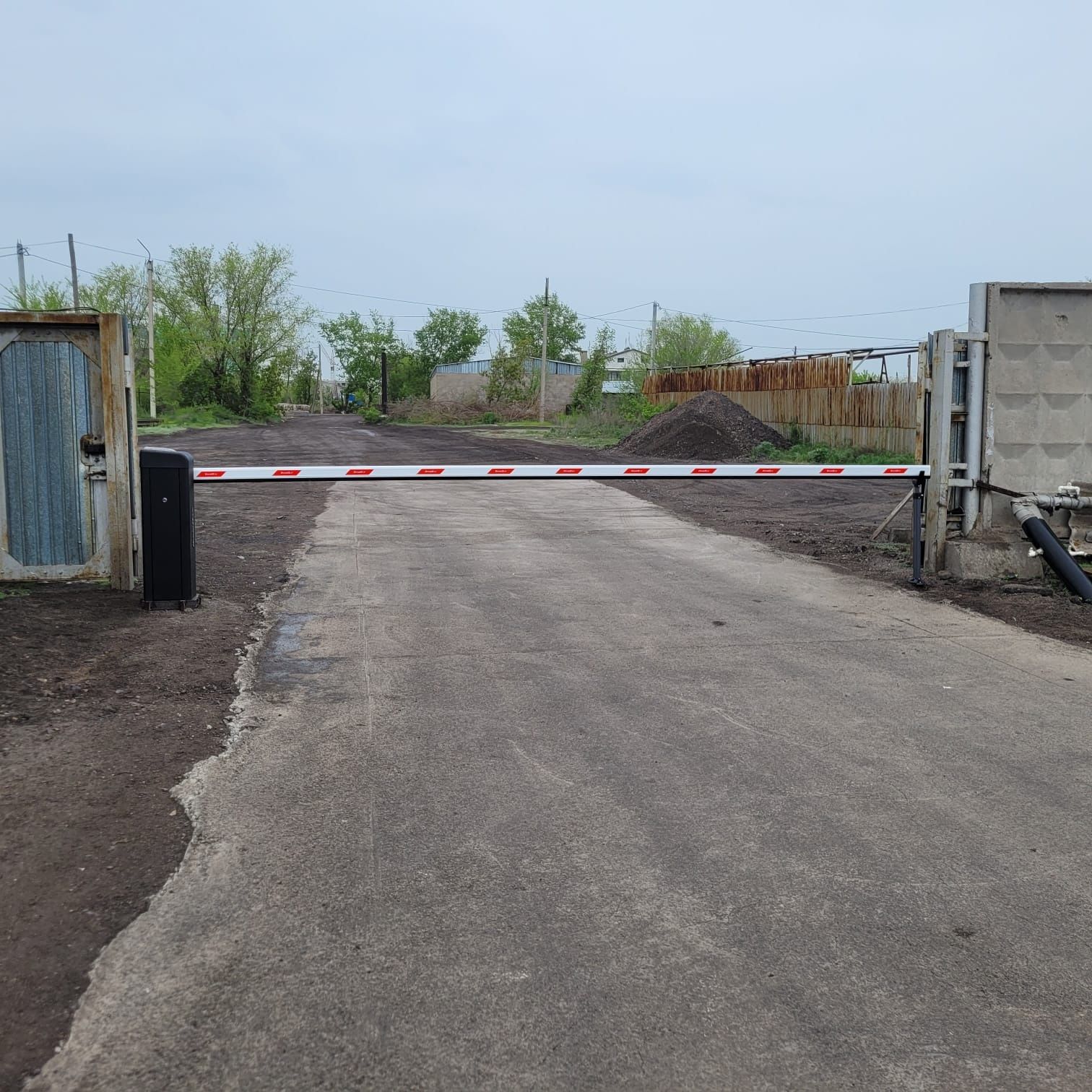 Установка шлагбаумов