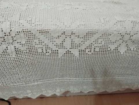 Cuvertură lucrată manual