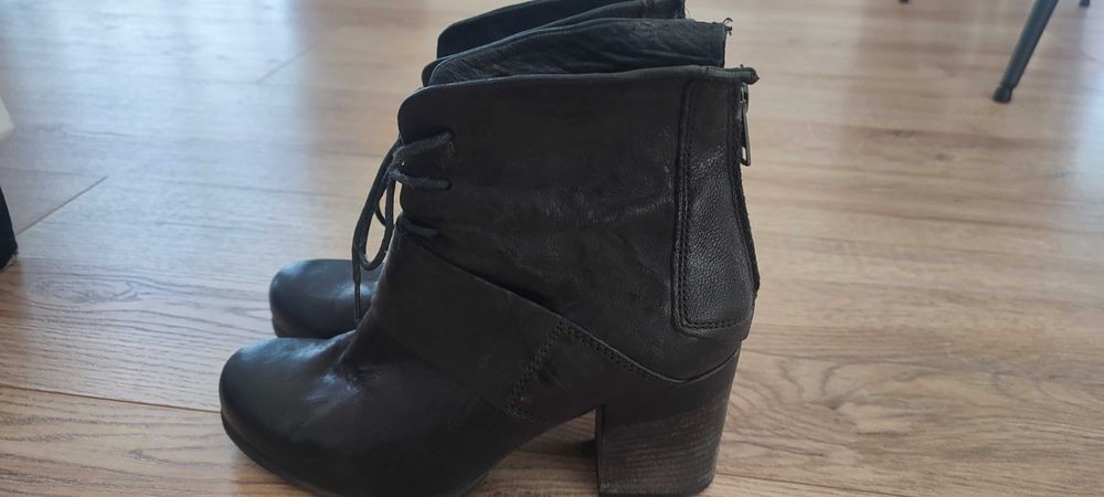 Продавам боти GiAnni естествена кожа 36 номер