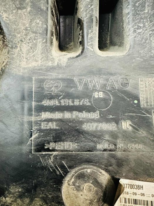 Rezervor AdBlue cu pompă Audi Q7 4M 3.0TDI