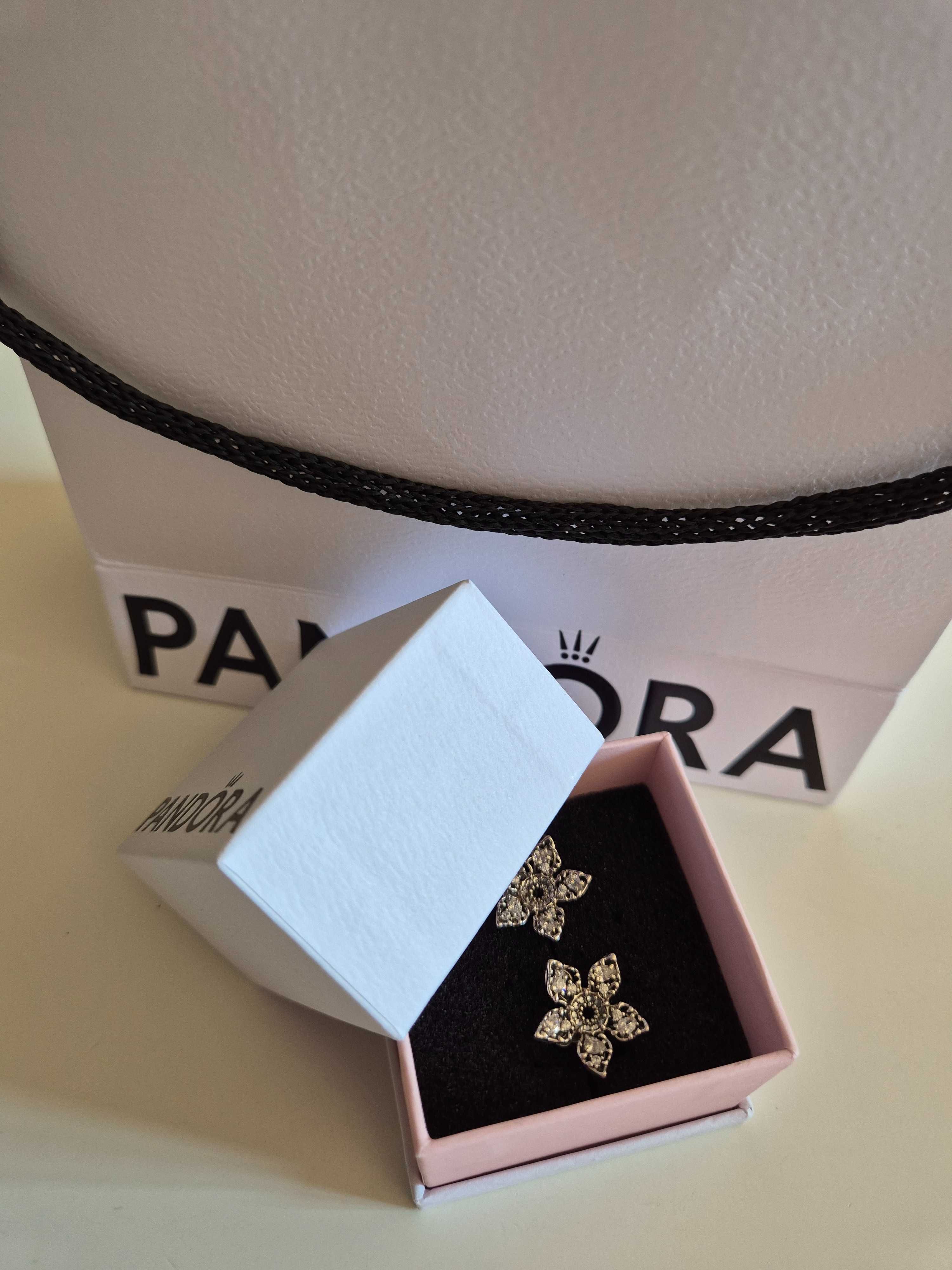 Обици Pandora нови