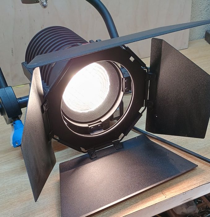 Театрален прожектор Sachler lighting