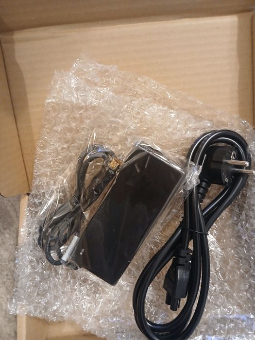 Fujikura 70S , 70S+ charge  , incarcator pentru aparat sudura fibra