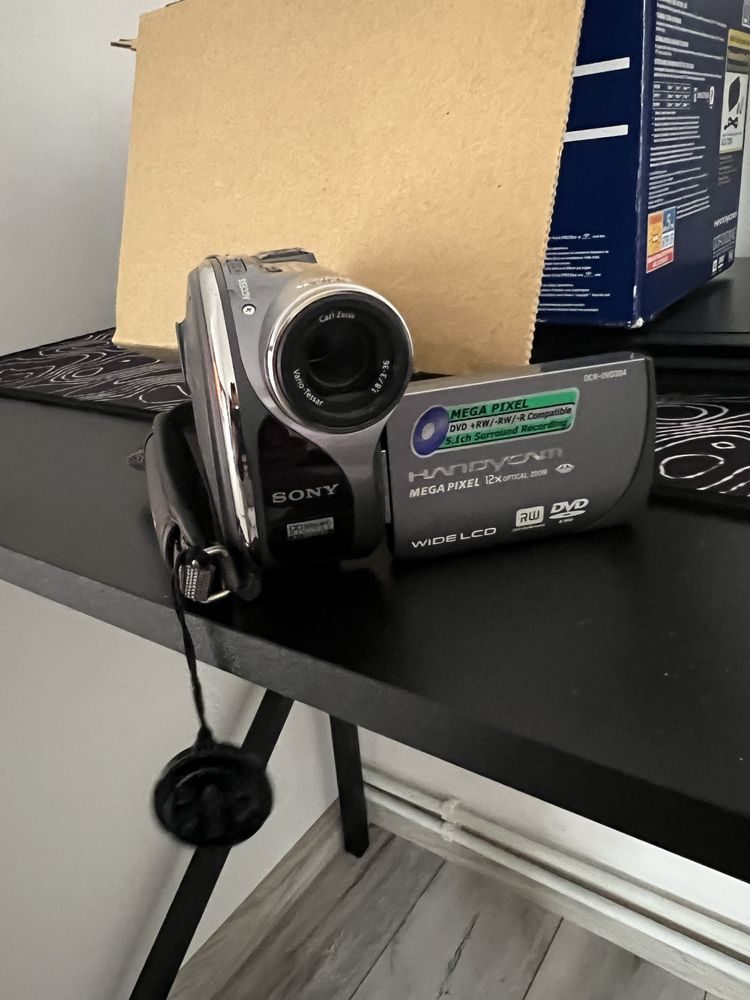 Camera video Sony DCR-DVD304E