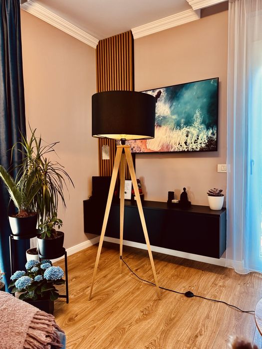 Lampadar negru Zuiver