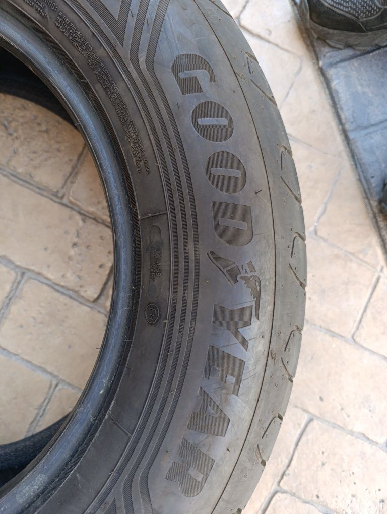Летни гуми Good year 245/65/17 dot 2024