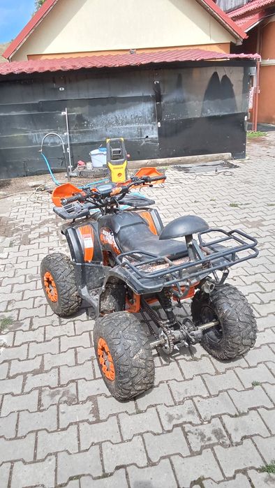 Vând ATV  125 cc