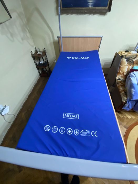 Vand pat electric pentru persoane cu dizabilități