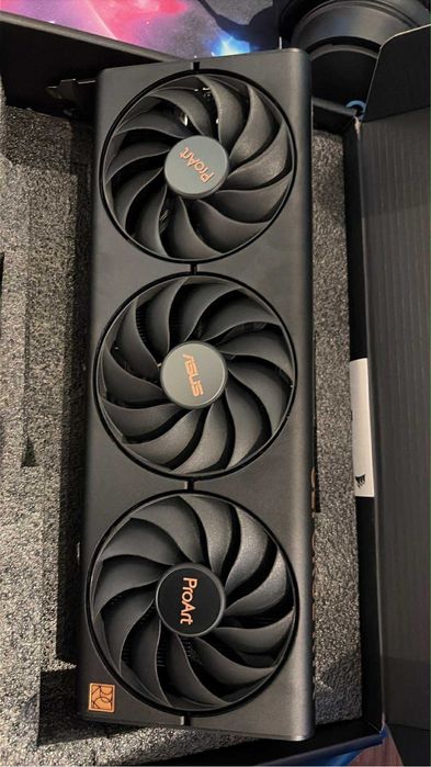 Vand RTX 4060 8 gb proart