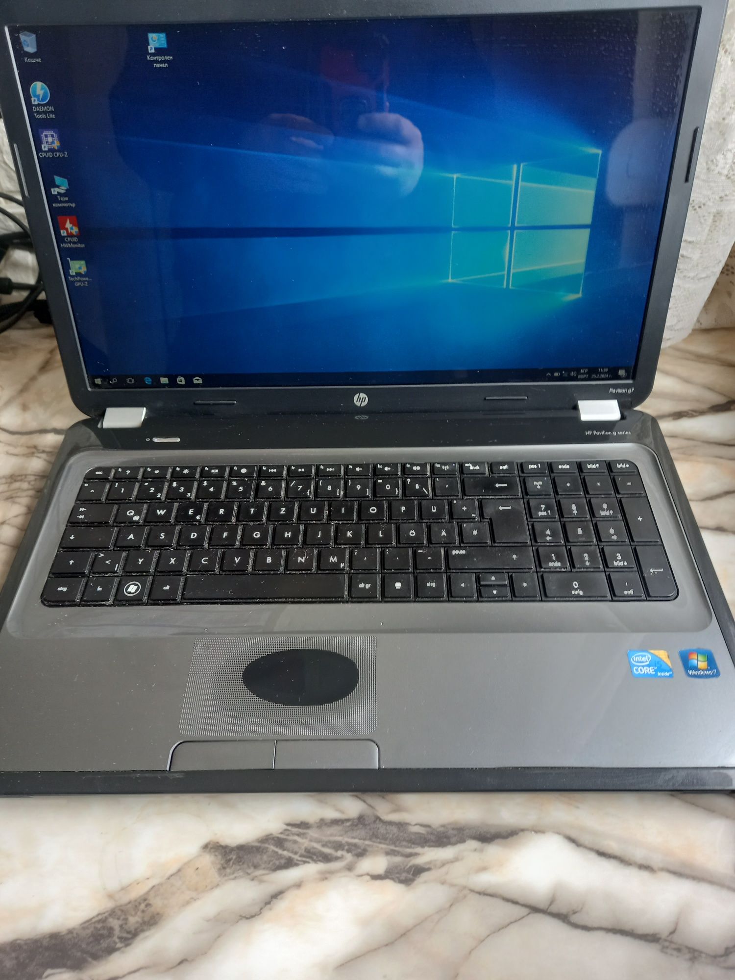 Лаптоп HP Pavilion g7 17.3 Intel Core I5 -480M 4gb  SSD AMD HD 7400