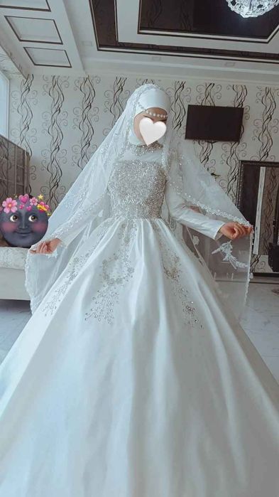 Келинн койлак шлейфли