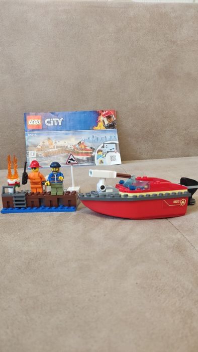 LEGO City 60213 - Пожар на доковете