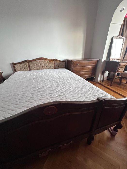 Dormitor complet lemn