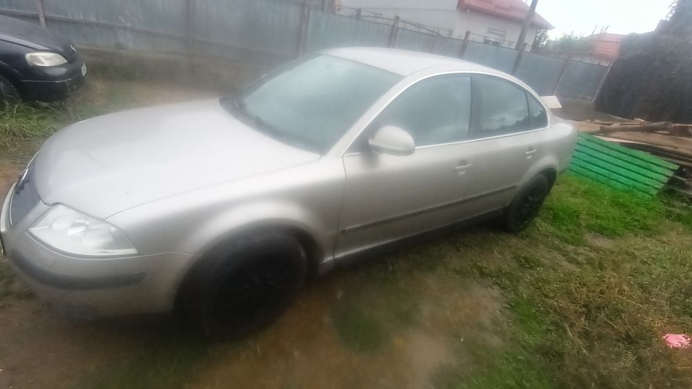 Volkswagen  pasat 4 motion 4×4  1.9 tdi înmatriculat ro acte la zi