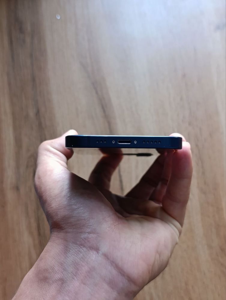 Iphone 12 blue no blame