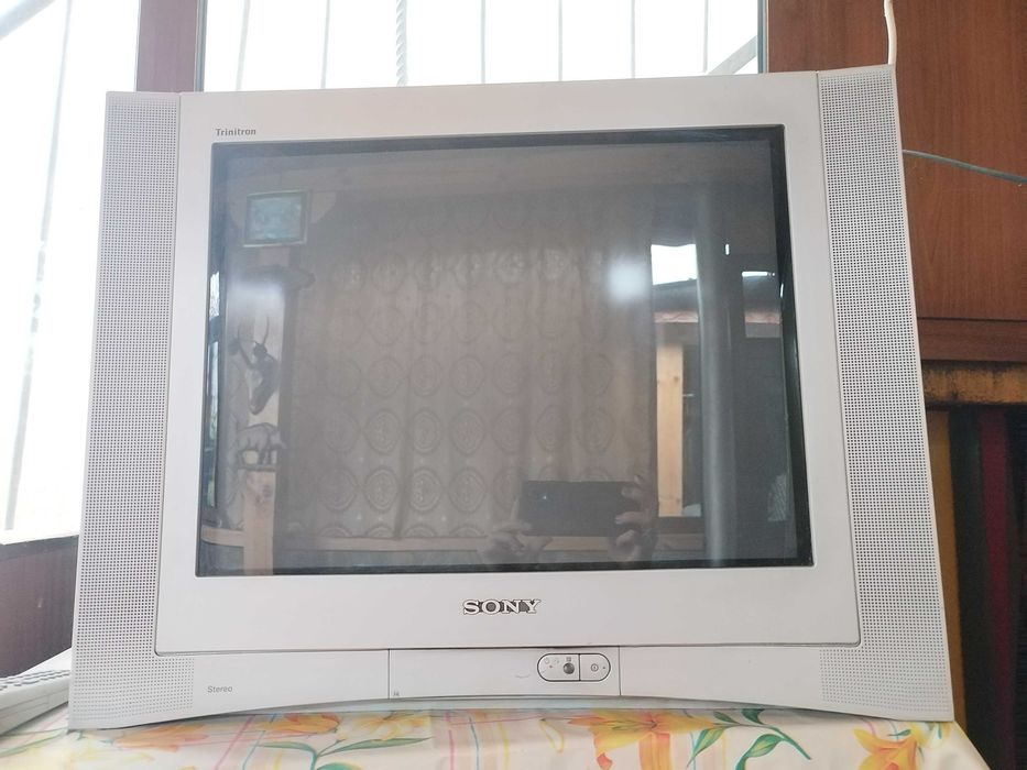 Телевизор  SONY Trinitron