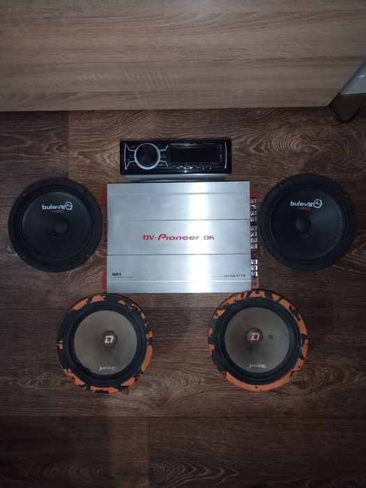 Продаю комплект колонок