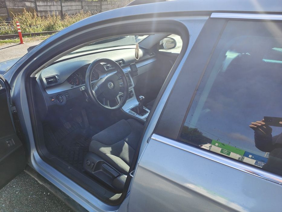 Urgent Passat B6 2010 benzină