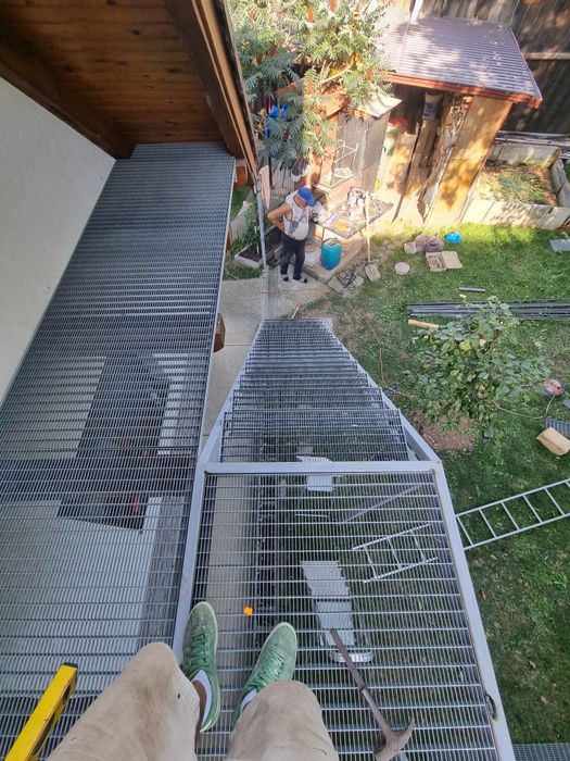 Scări metalice galvanizate