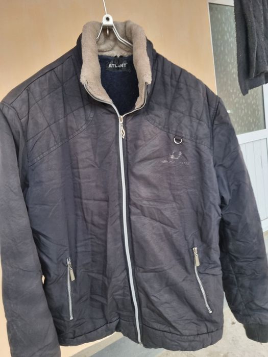 Мужская куртка  в хорошем состоянии