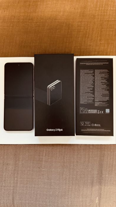 Telefon Samsung Z Flip 6, 256Gb