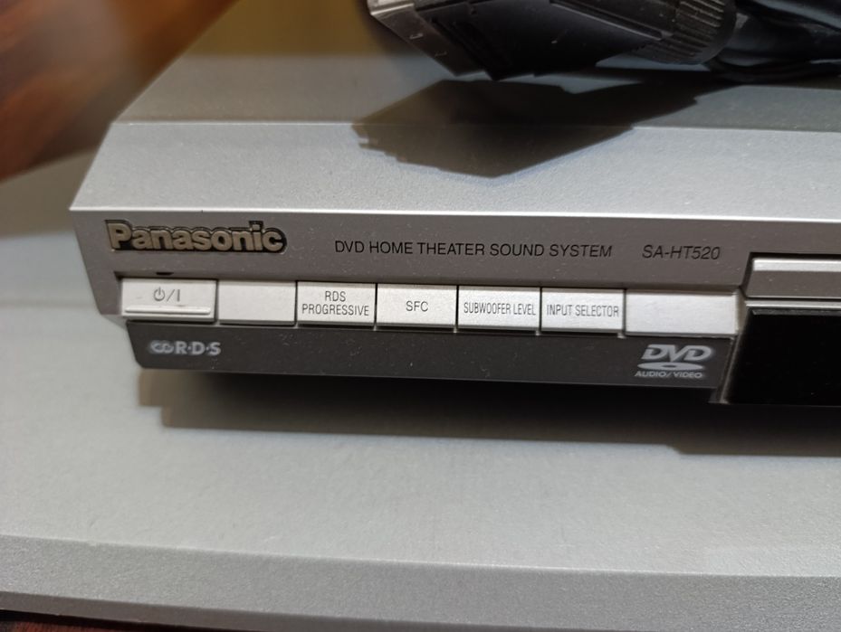 Dvd Panasonic home cinema cu suport raft Tv echipamente audio-video