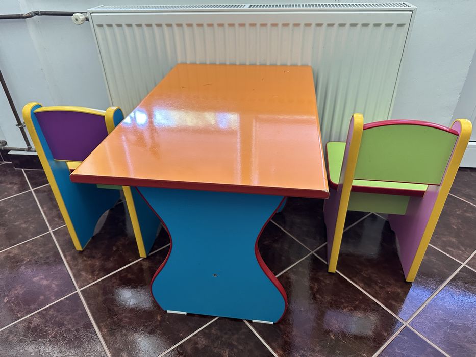 Set masa si scaune copii colorate