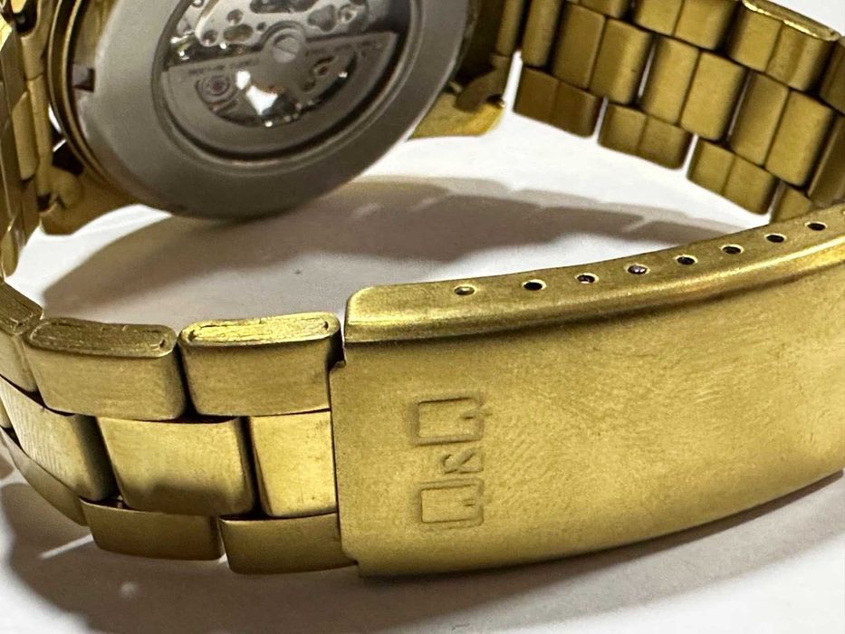 Мъжки автоматичен часовник Q&Q Superior Skeleton