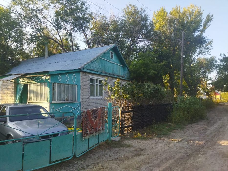 Продам 2 земельных участка + жилой дом + сарай