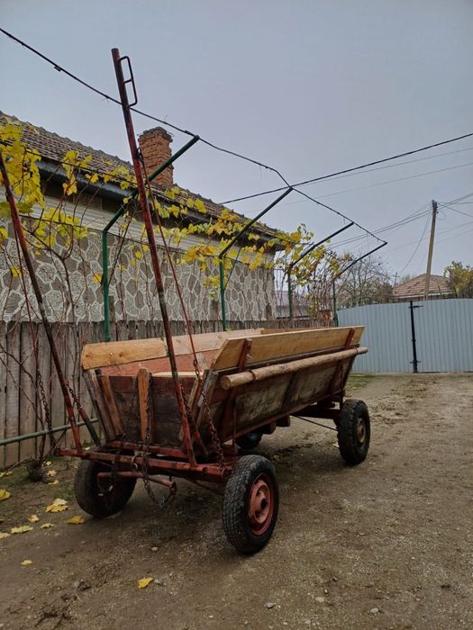 Vând Caruta în stare foarte bună