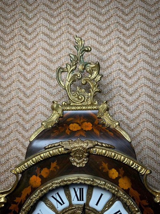 Ceas in stil Louis XV, secolul XIX-lea, ornamente din bronz, H 57 cm