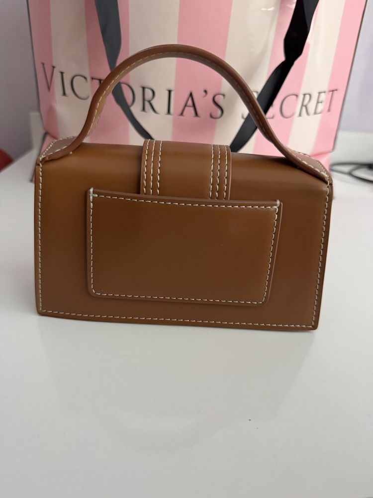 Дамска чанта jacquemus