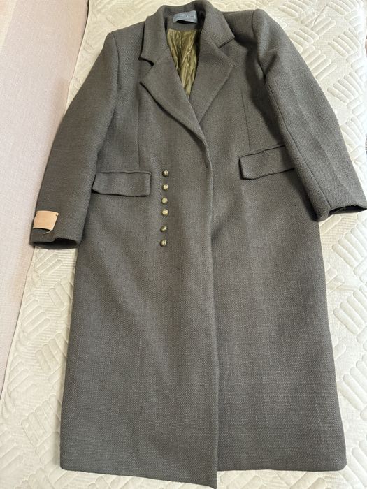 Осенние и зимнее пальто куртки в отличным состоянии