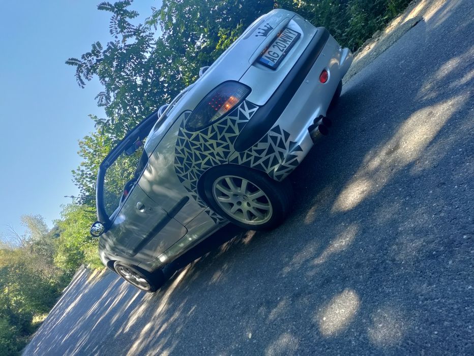 Vând Peugeot 206 cc