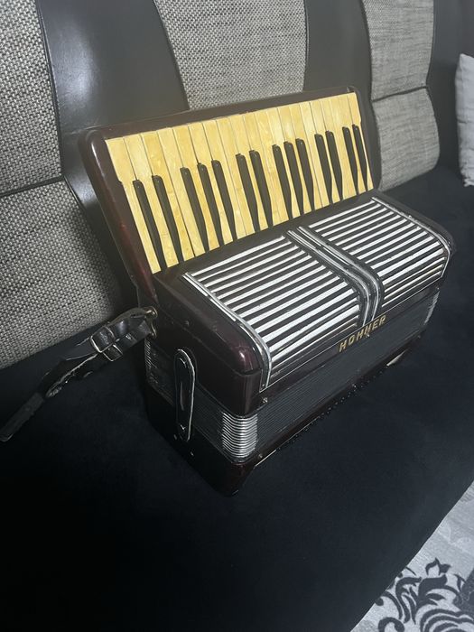 Acordeon hohner 80 de basi