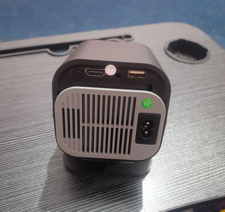 proyektor, проектор