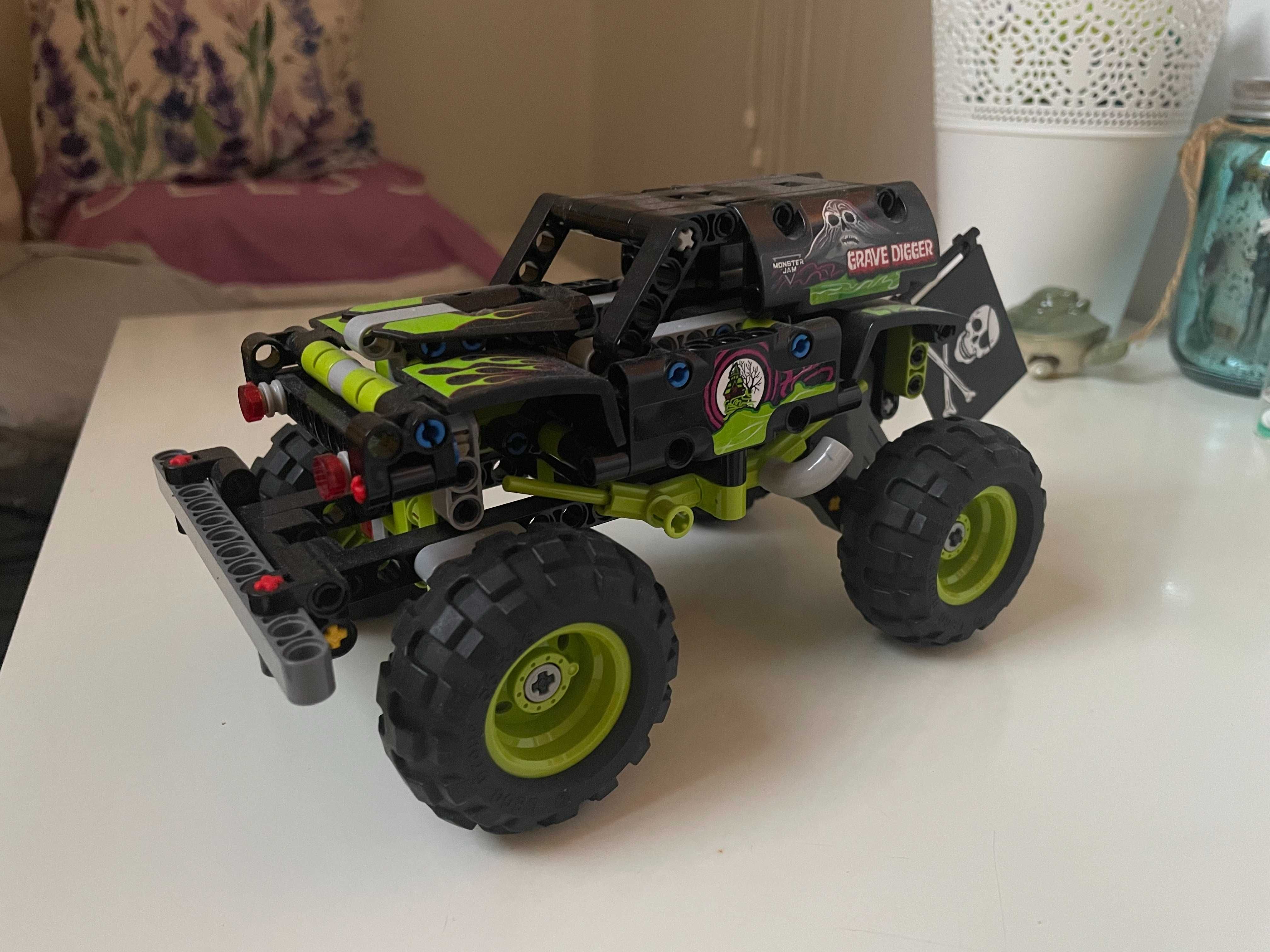 Lego Technic 42118 Grave digger