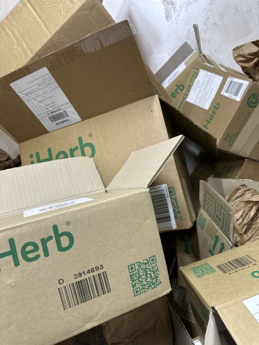 Продам коробки разных размеров