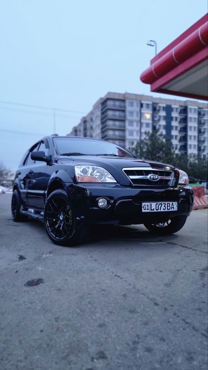 Kia Sorento 3.3 srochni sotiladi