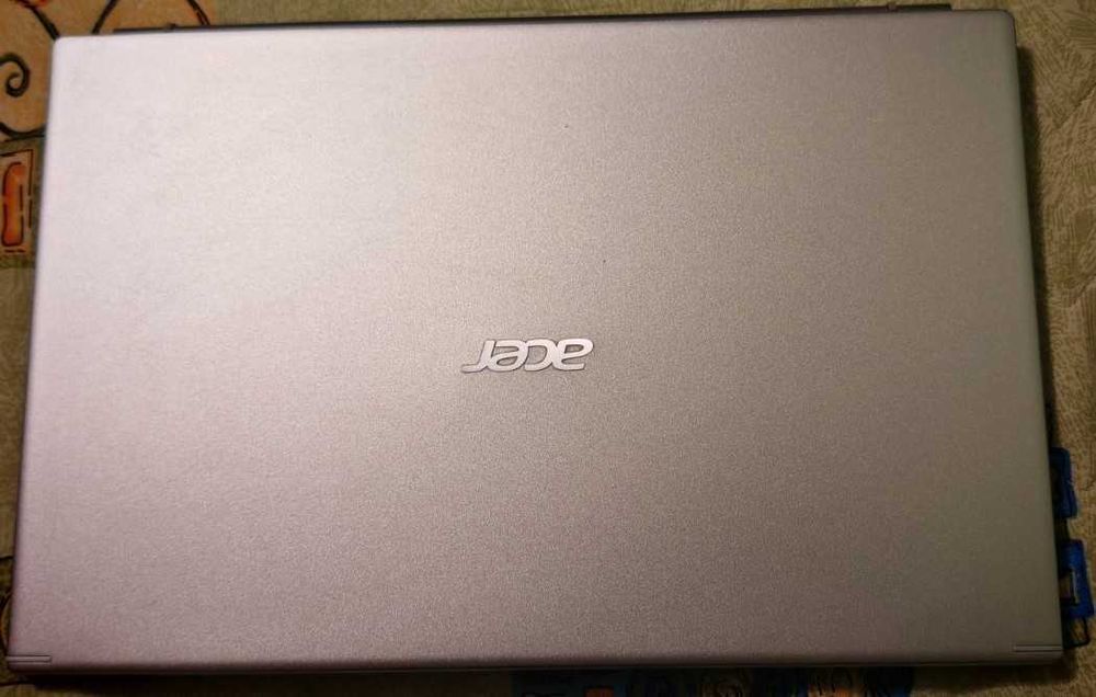 Acer Aspire 5   17.3" NVIDIA GeForce MX450    A517-52G-73DM