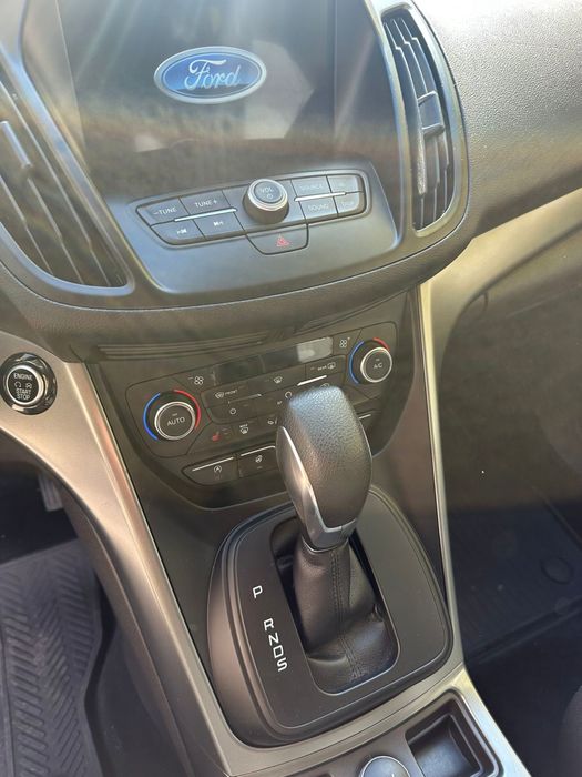 Ford Kuga - AWD 1.5 benzina/55.000 km