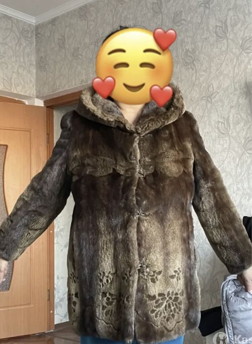 Норковый полушубок с капюшоном. Автоледи