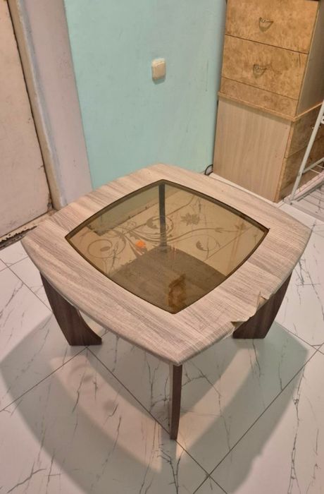 Продам журнальный столик