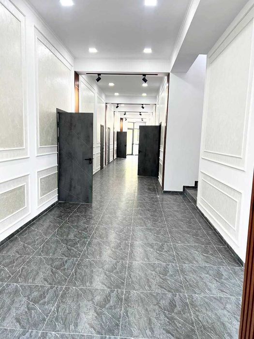 Сдаётся в аренду :  Офисное помещение, учебный центр.