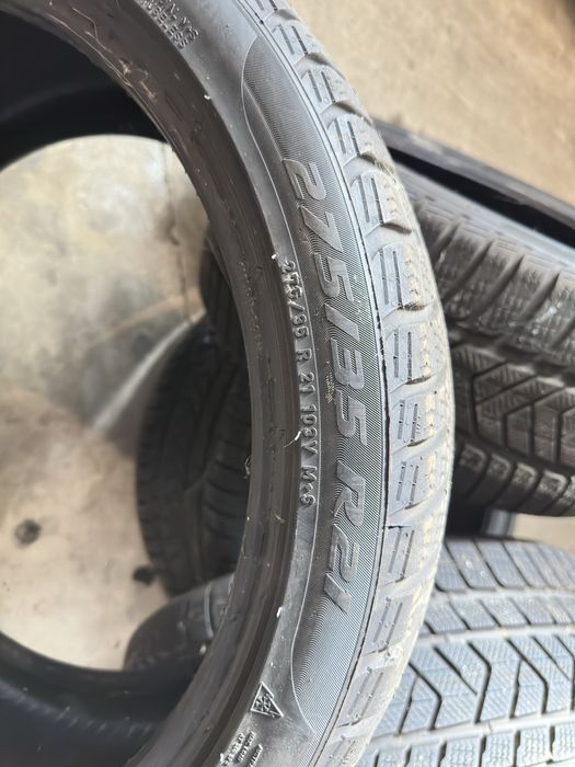 Гуми PIRELLI Sottozero 3  Winter  315/30R21 -2бр.  275/35R21-2бр