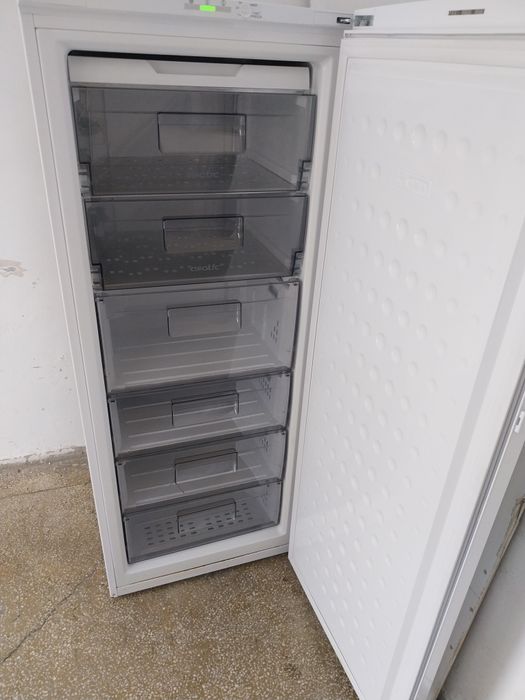 Vand Congelator Arctic