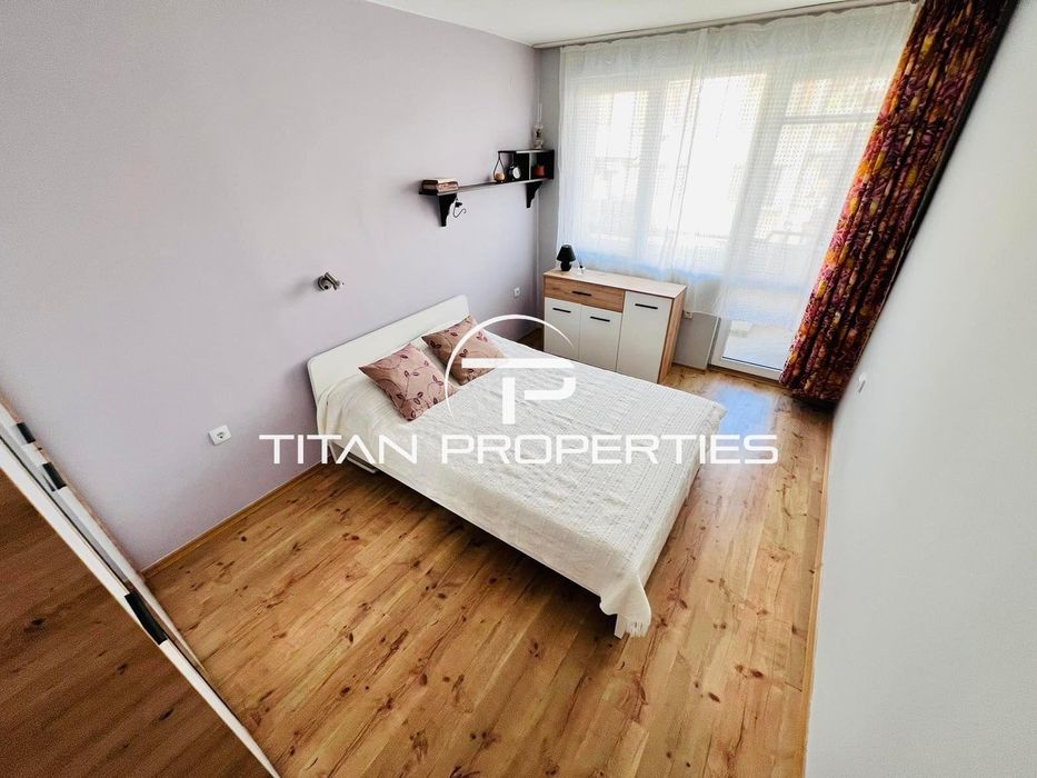 Дава се под наем Двустаен апартамент в Бургас, Център - 67 кв.м за 500 € - Снимка #4